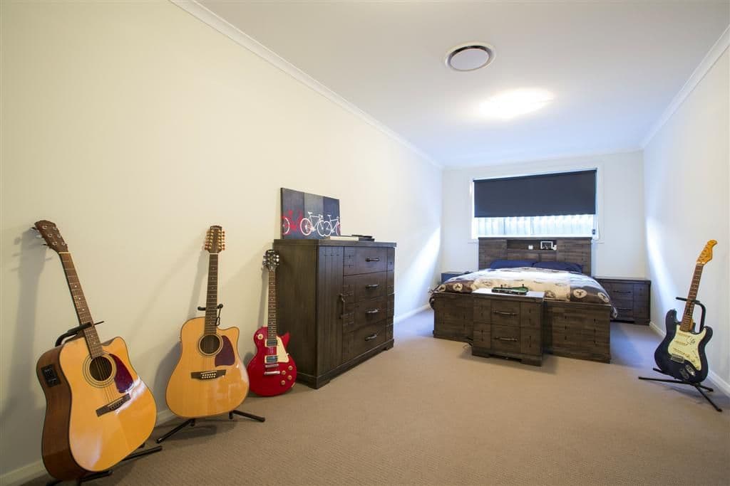 64 Glenmore Ridge Drive, Glenmore Park - Thumbnail 8