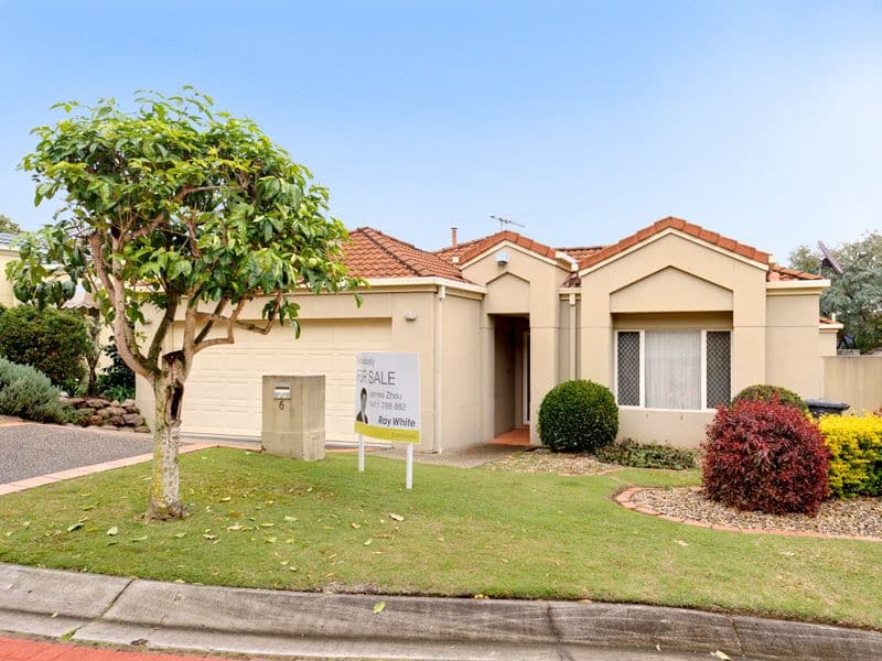 6 Flame Tree Crescent, CARINDALE QLD 4152, Carindale - Image 1