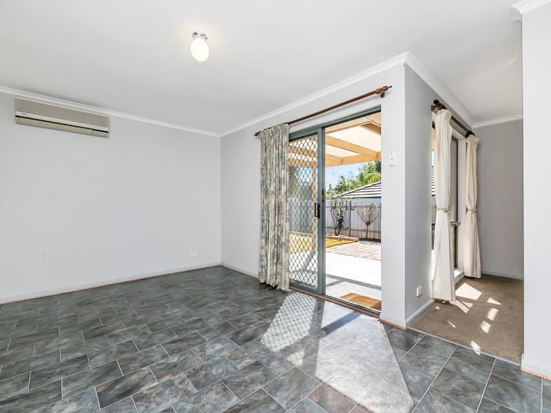 21 Sampson Crescent, Old Reynella - Thumbnail 3