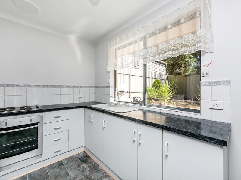 21 Sampson Crescent, Old Reynella - Thumbnail 4