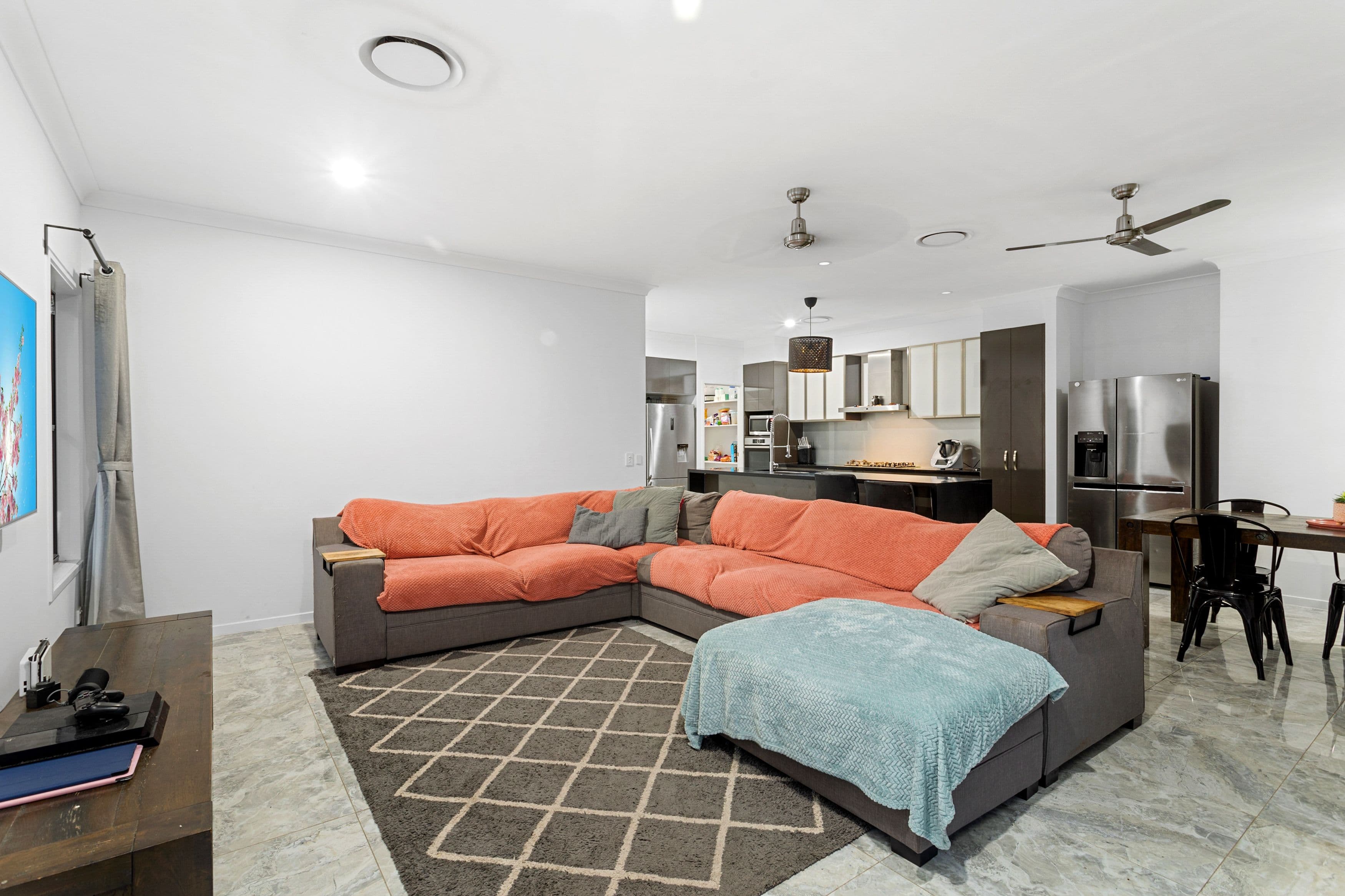 5 Petrie Street, Caboolture South QLD 4510, Caboolture South - Thumbnail 2