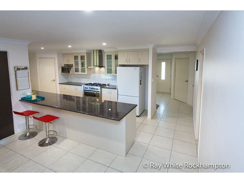37 Tamarind Avenue, Norman Gardens QLD 4701, Norman Gardens - Thumbnail 4