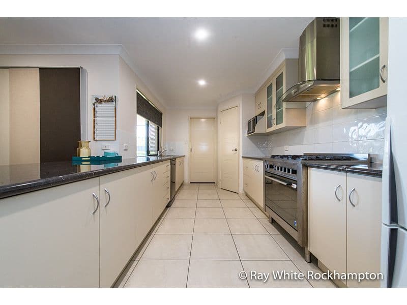 37 Tamarind Avenue, Norman Gardens QLD 4701, Norman Gardens - Thumbnail 7