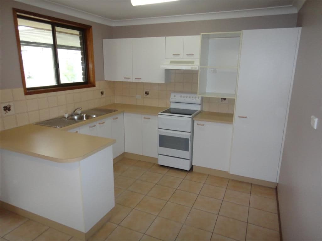18 Gilchrist Avenue, SALAMANDER BAY NSW 2317, Salamander Bay - Thumbnail 2
