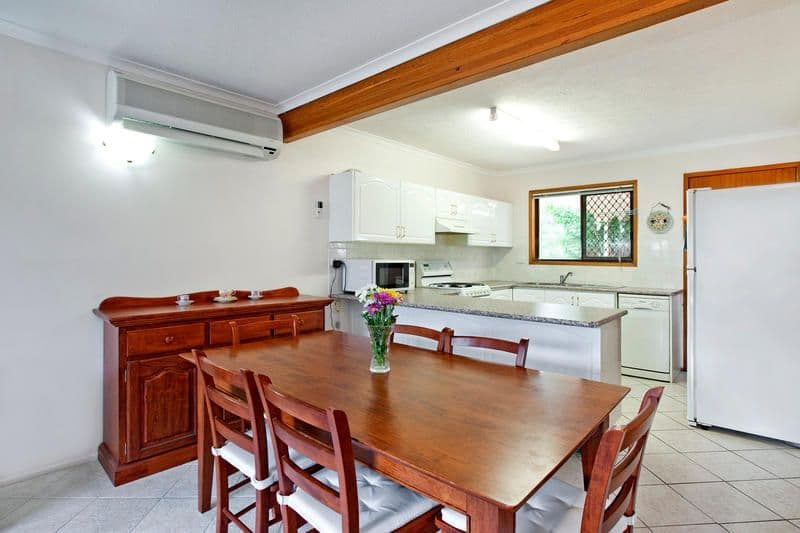 10 Palara Street, ROCHEDALE SOUTH QLD 4123, Rochedale South - Thumbnail 5