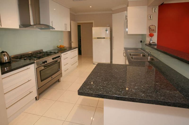 56 Willow Avenue, GLEN WAVERLEY VIC 3150, Glen Waverley - Thumbnail 2
