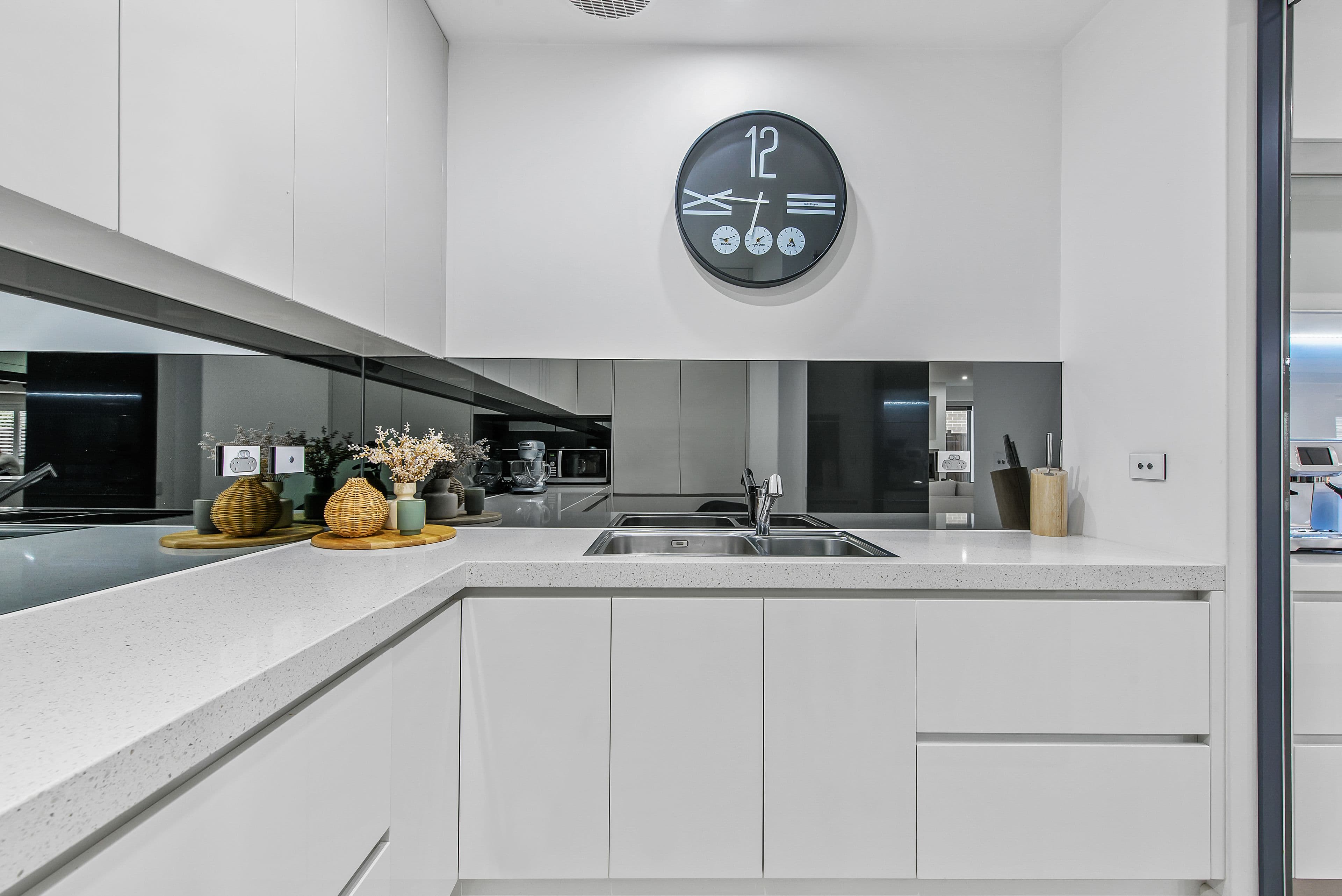 25 Cavenagh Terrace, Taylors Hill VIC 3037, Taylors Hill - Thumbnail 7