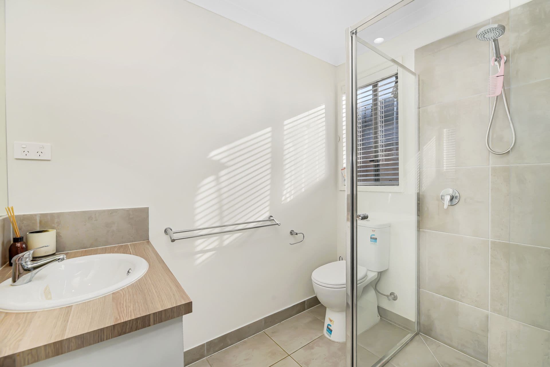 13 Ippudo Way, Clyde North VIC 3978, Clyde North - Thumbnail 8