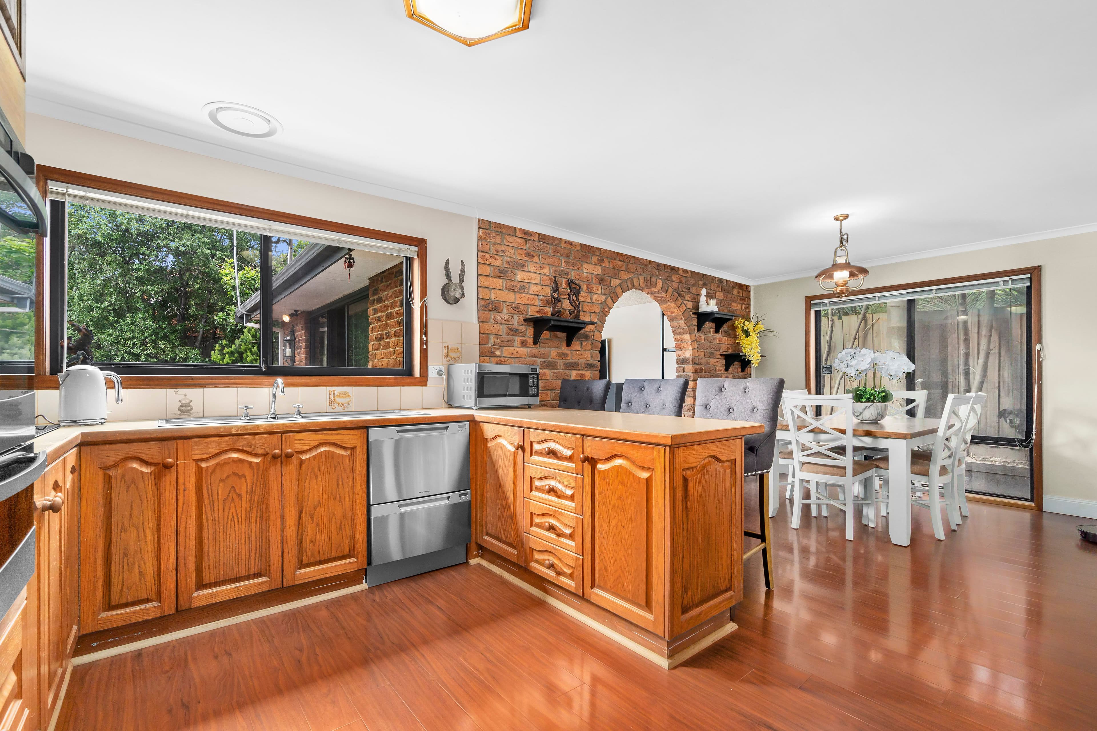 8 Hamilton Close, Endeavour Hills VIC 3802, Endeavour Hills - Thumbnail 5