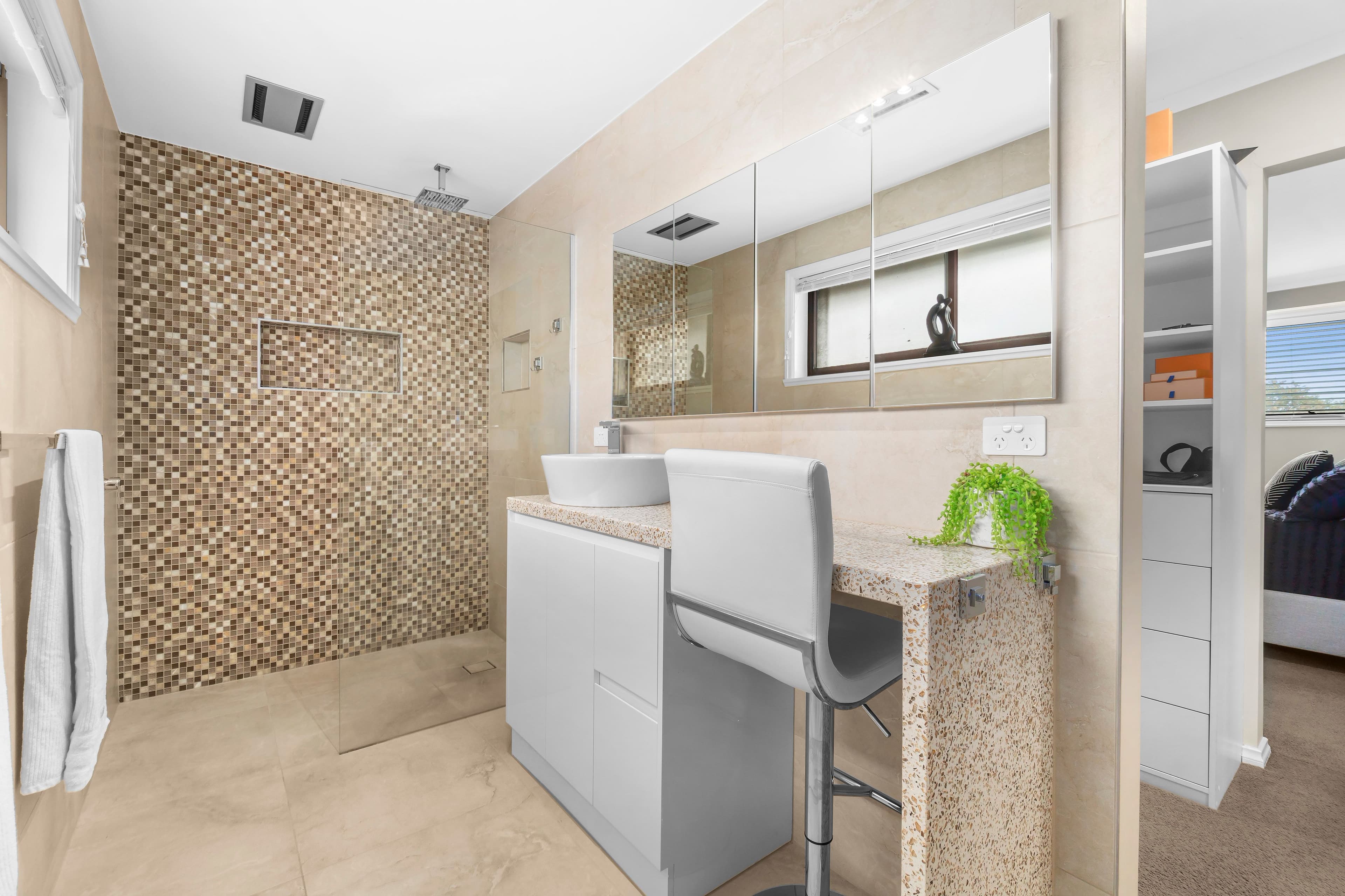 8 Hamilton Close, Endeavour Hills VIC 3802, Endeavour Hills - Thumbnail 8