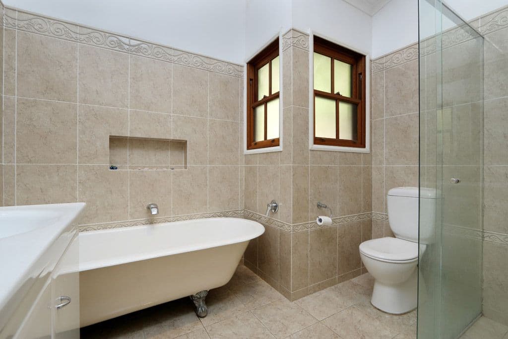 28 Gloucester Avenue, WEST PYMBLE NSW 2073, West Pymble - Thumbnail 4