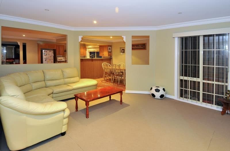 25 Glenmore Place, GREENVALE VIC 3059, Greenvale - Thumbnail 5