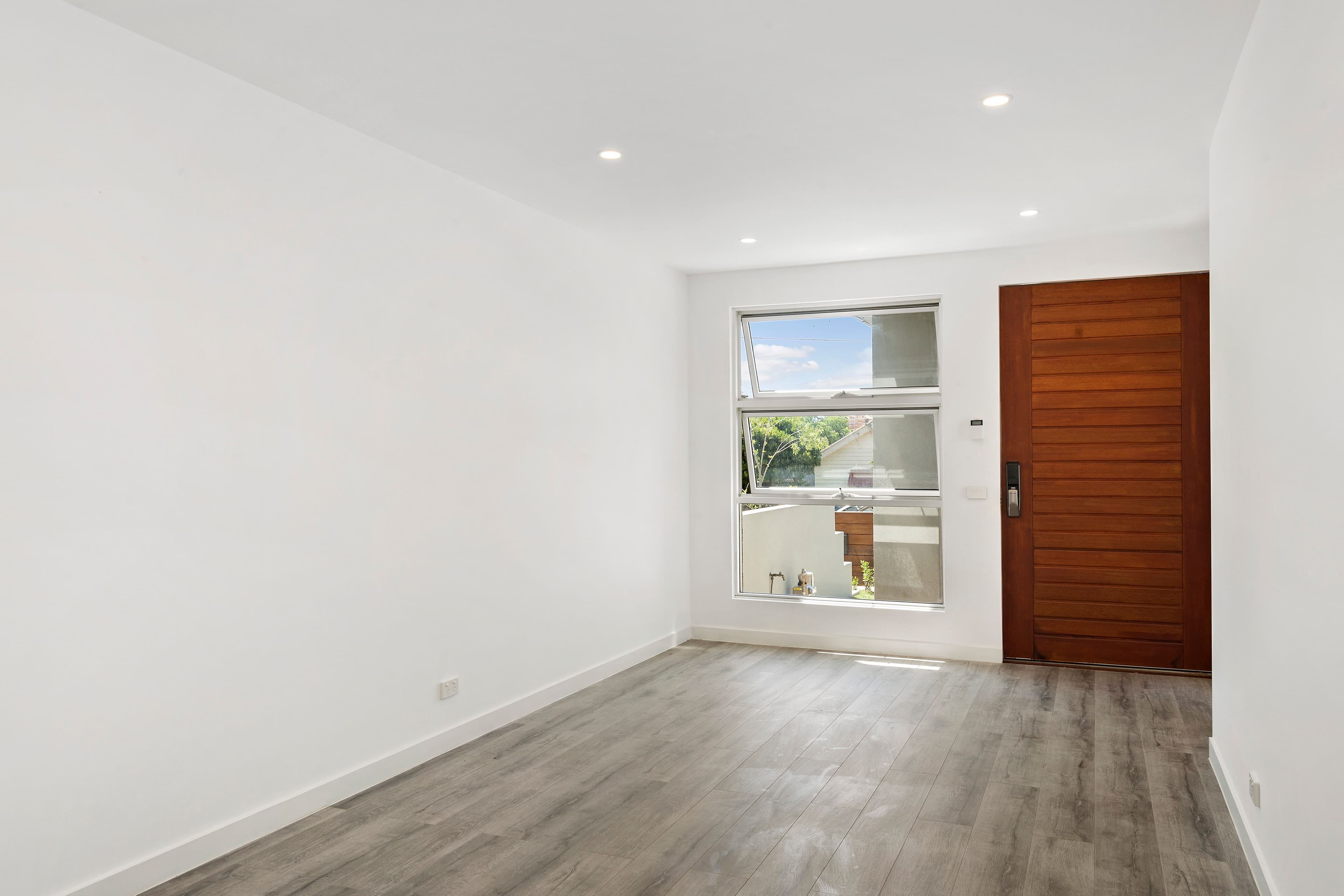15A Hutchison Street, Niddrie VIC 3042, Niddrie - Thumbnail 2