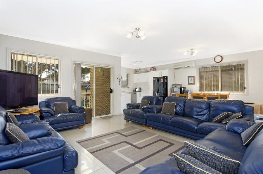 33 Edna Avenue, MERRYLANDS NSW 2160, Merrylands West - Thumbnail 2