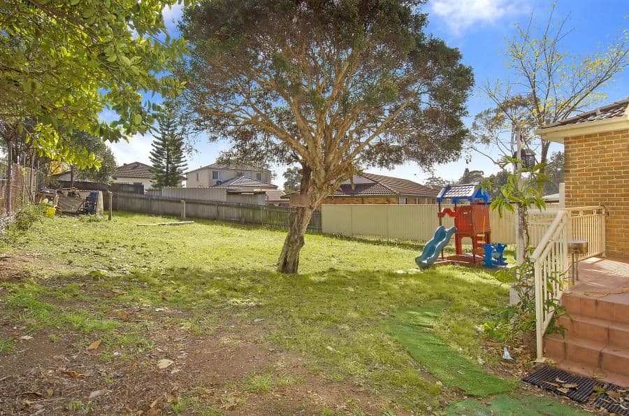 33 Edna Avenue, MERRYLANDS NSW 2160, Merrylands West - Thumbnail 6