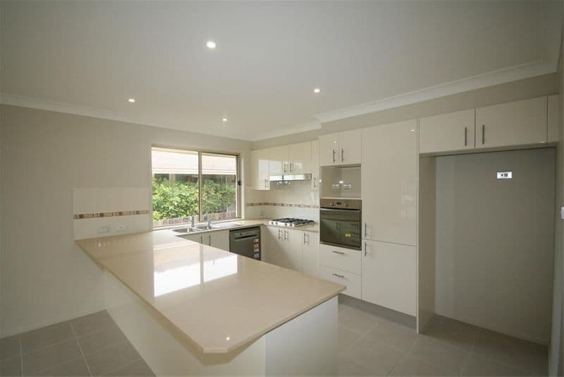 31 Dawson Street, WARATAH NSW 2298, Waratah - Thumbnail 2