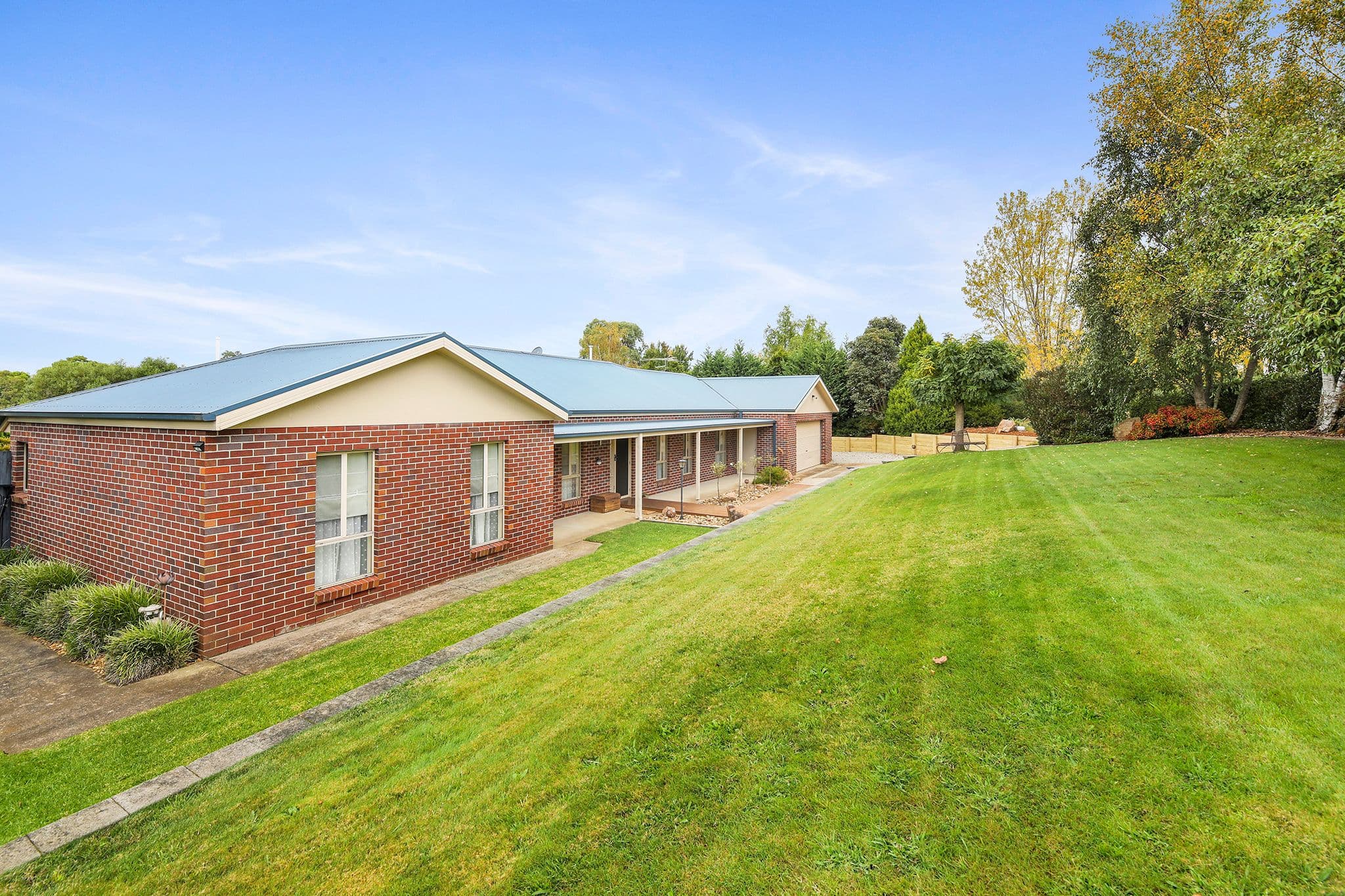 10 Millennium Court, Drouin VIC 3818, Drouin - Image 1