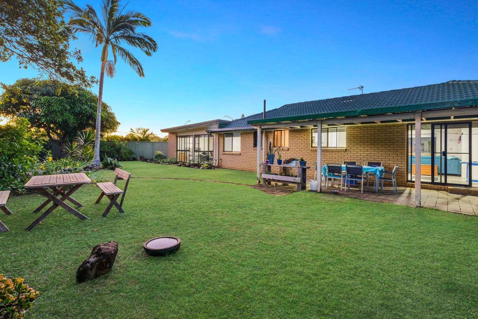 12 Rattan Court, Elanora QLD 4221, Elanora - Thumbnail 2