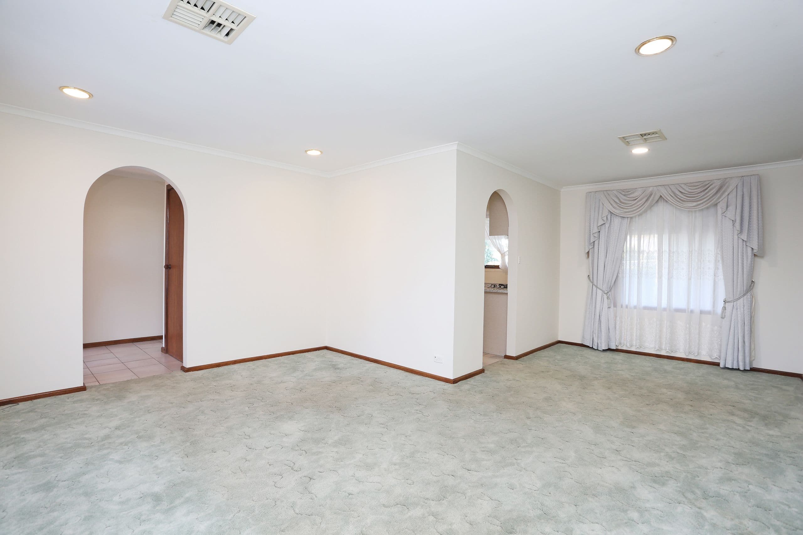 29 Ina Close, Craigmore SA 5114, Craigmore - Thumbnail 5