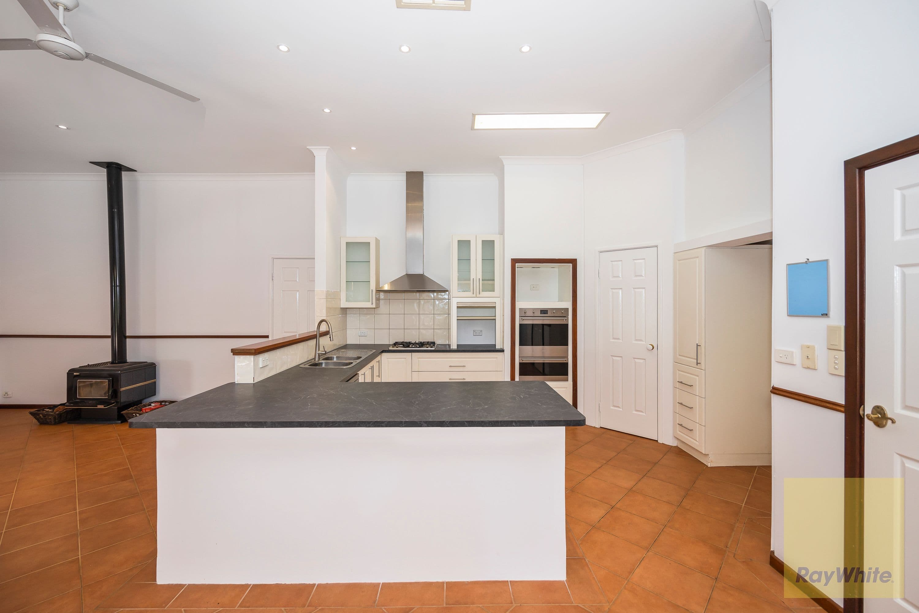 35 Palmateer Drive, Carmel WA 6076, Carmel - Thumbnail 7