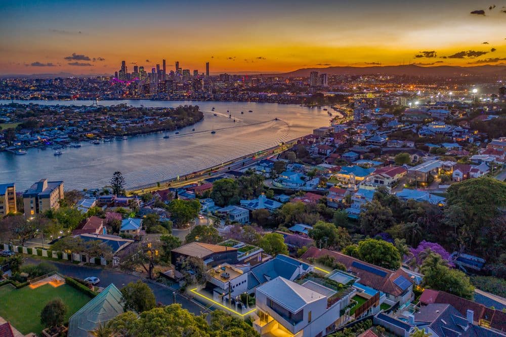 32 Eldernell Terrace, Hamilton QLD 4007, Hamilton - Thumbnail 2