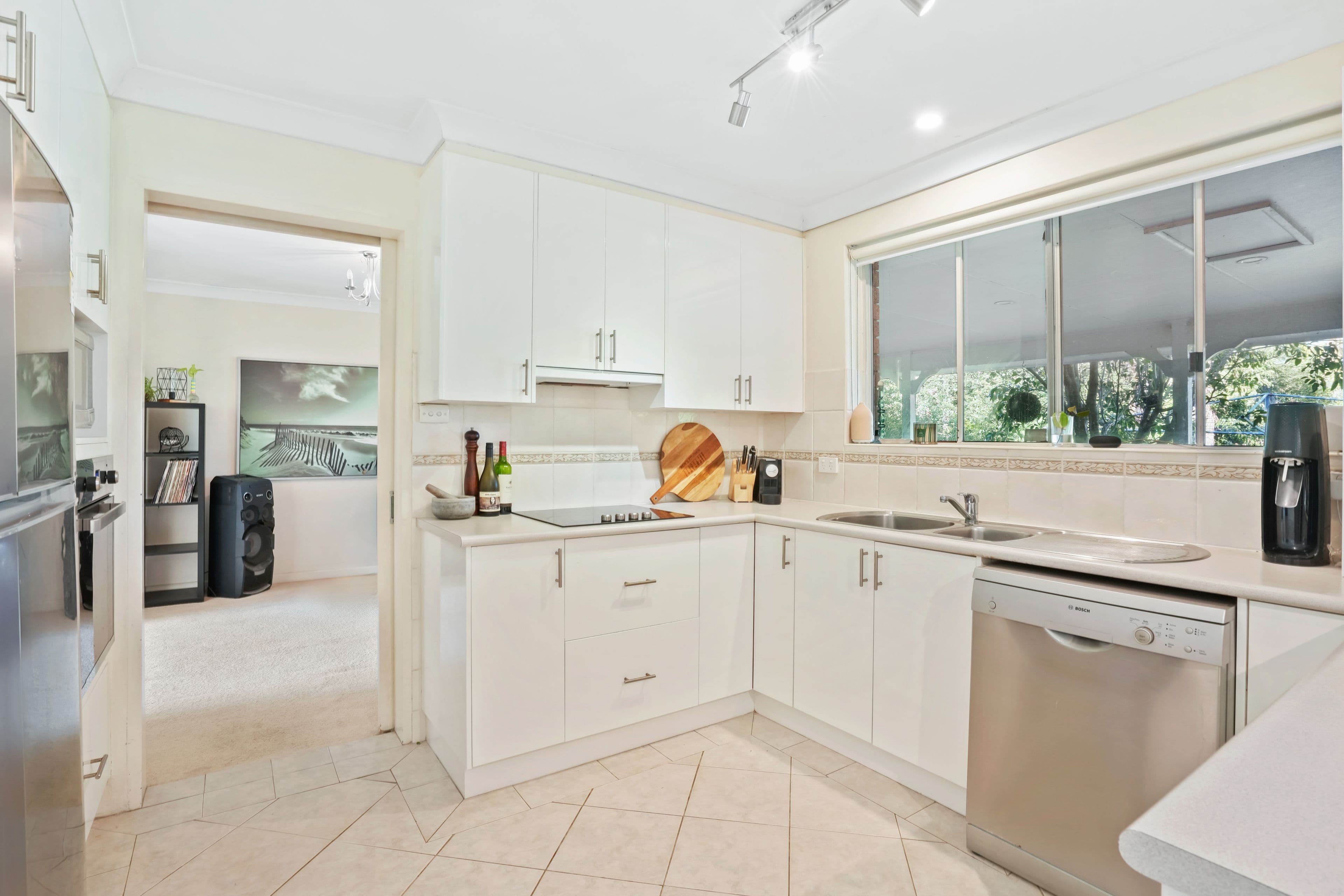 23 Hughes Avenue, Castle Hill NSW 2154, Castle Hill - Thumbnail 2