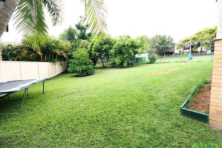 8 Janette Street, CAMP HILL QLD 4152, Camp Hill - Thumbnail 2