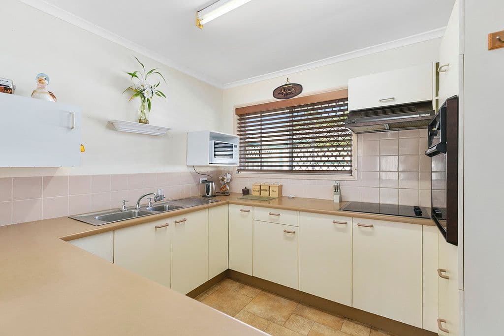 225 Coburg Street West, Cleveland QLD 4163, Cleveland - Thumbnail 5
