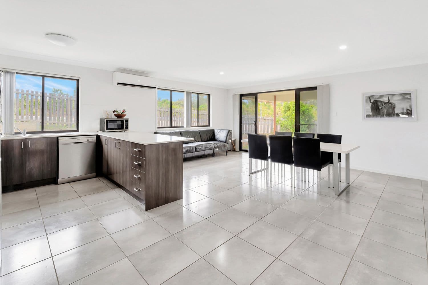 2 Sunstone Avenue, Pimpama QLD 4209, Pimpama - Thumbnail 4