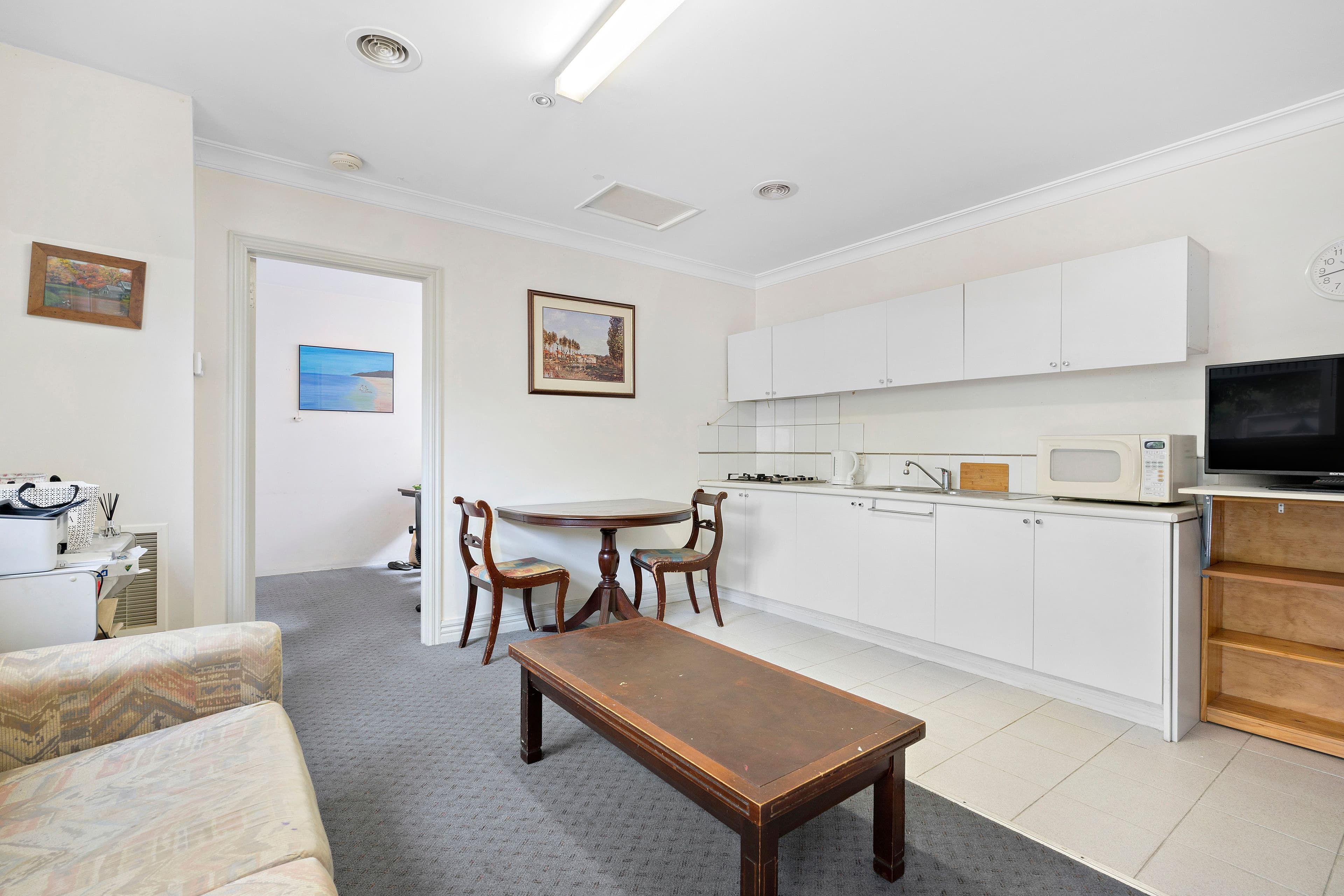 29 Canterbury Street, Hughesdale VIC 3166, Hughesdale - Thumbnail 6