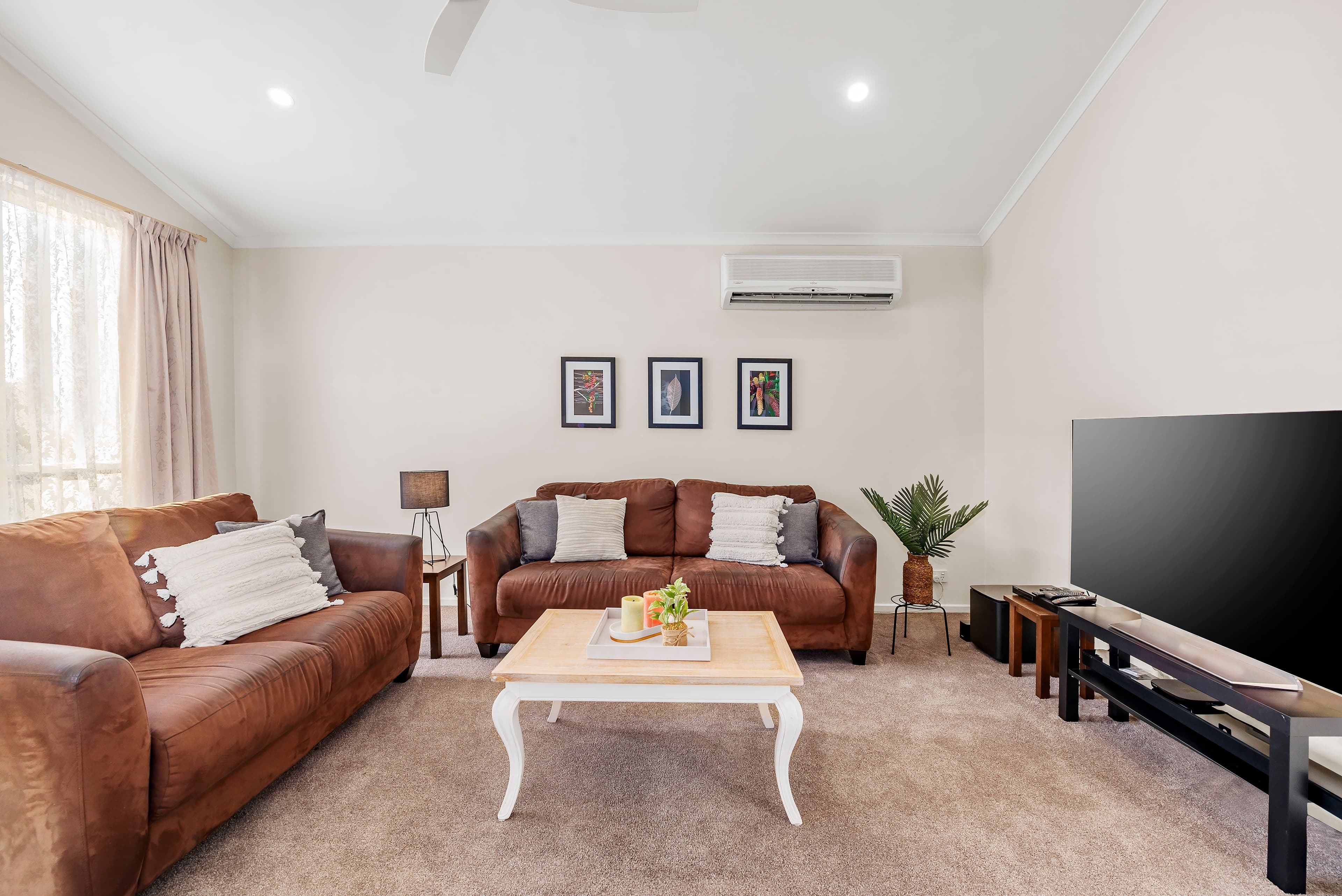 10 Rayner Close, Rowville VIC 3178, Rowville - Thumbnail 4