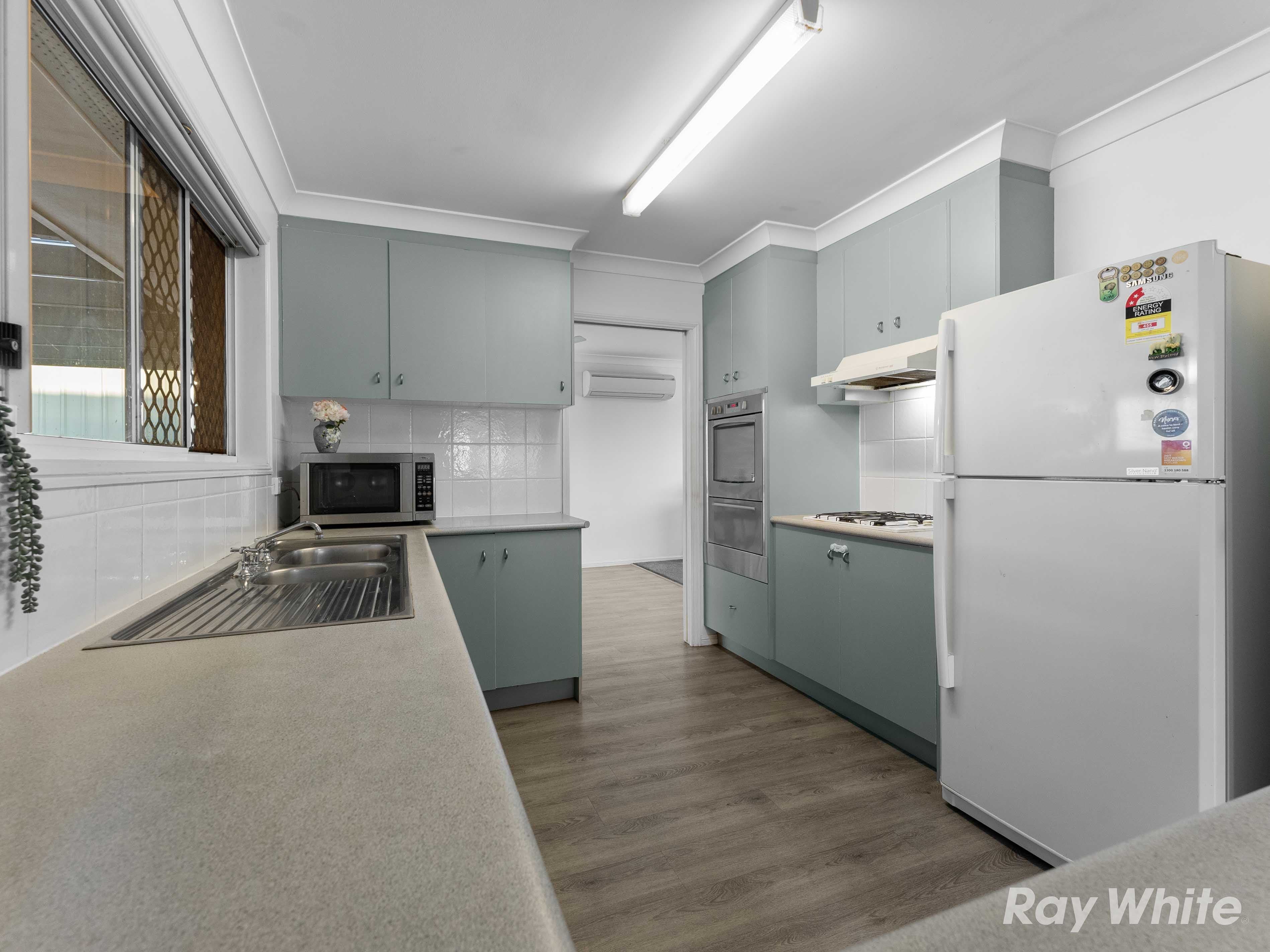 12 Peppercorn Place, Flinders View QLD 4305, Flinders View - Thumbnail 6