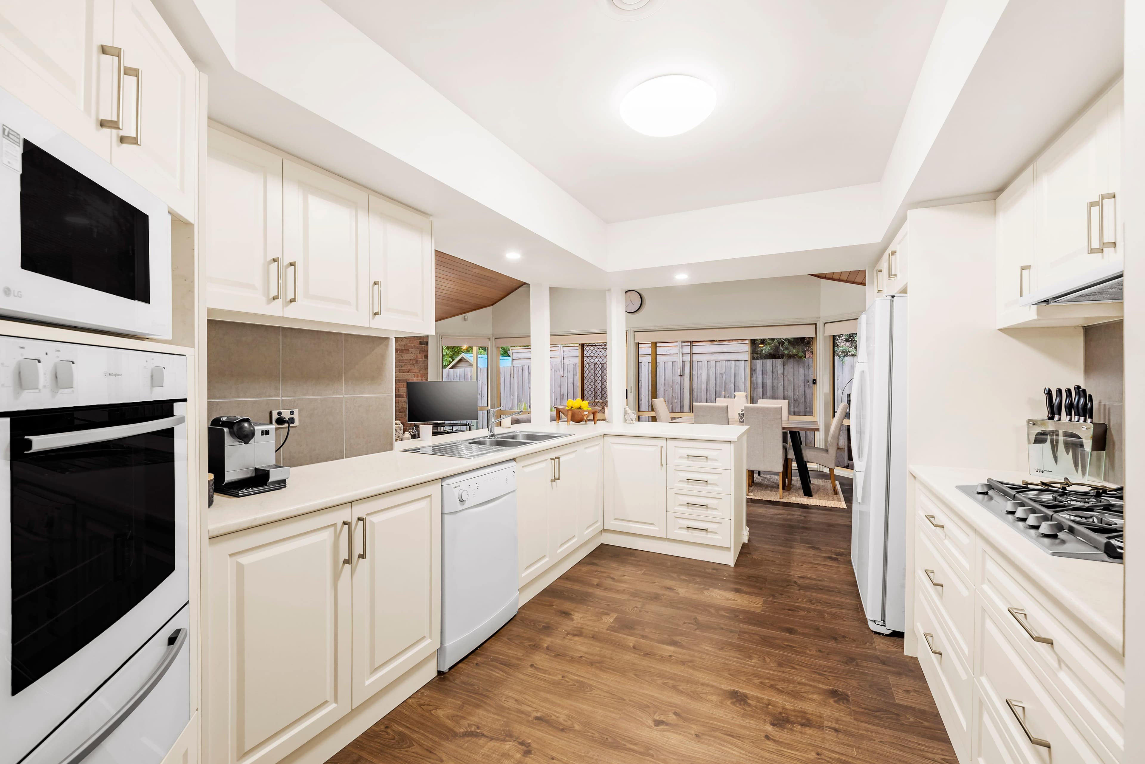 4 Aliki Road, Wantirna South VIC 3152, Wantirna South - Thumbnail 4