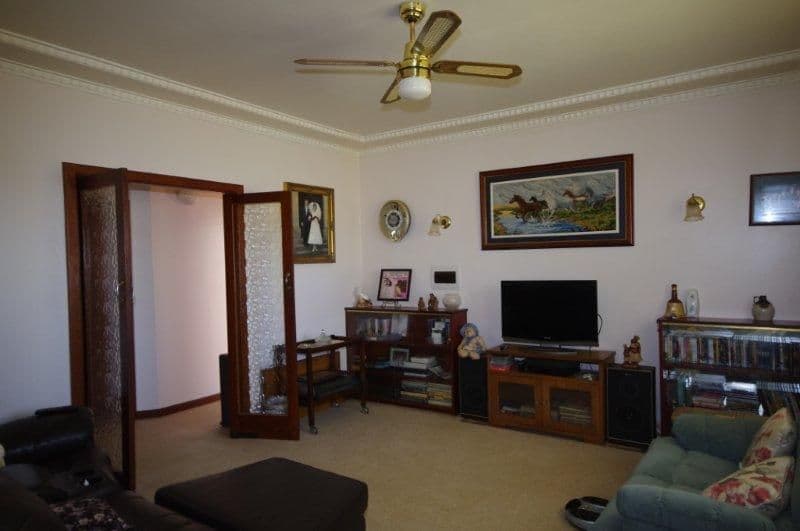 17 Kanangra Drive, TAREE NSW 2430, Taree - Thumbnail 2