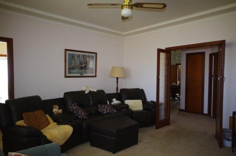 17 Kanangra Drive, TAREE NSW 2430, Taree - Thumbnail 4