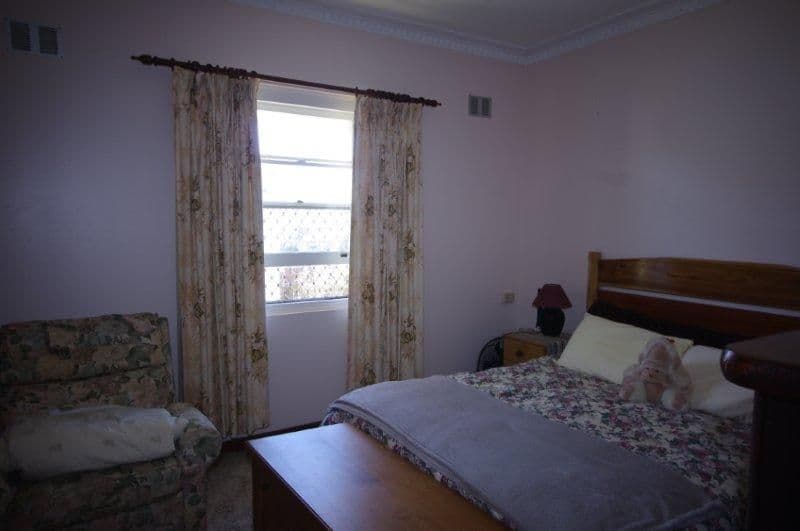 17 Kanangra Drive, TAREE NSW 2430, Taree - Thumbnail 8