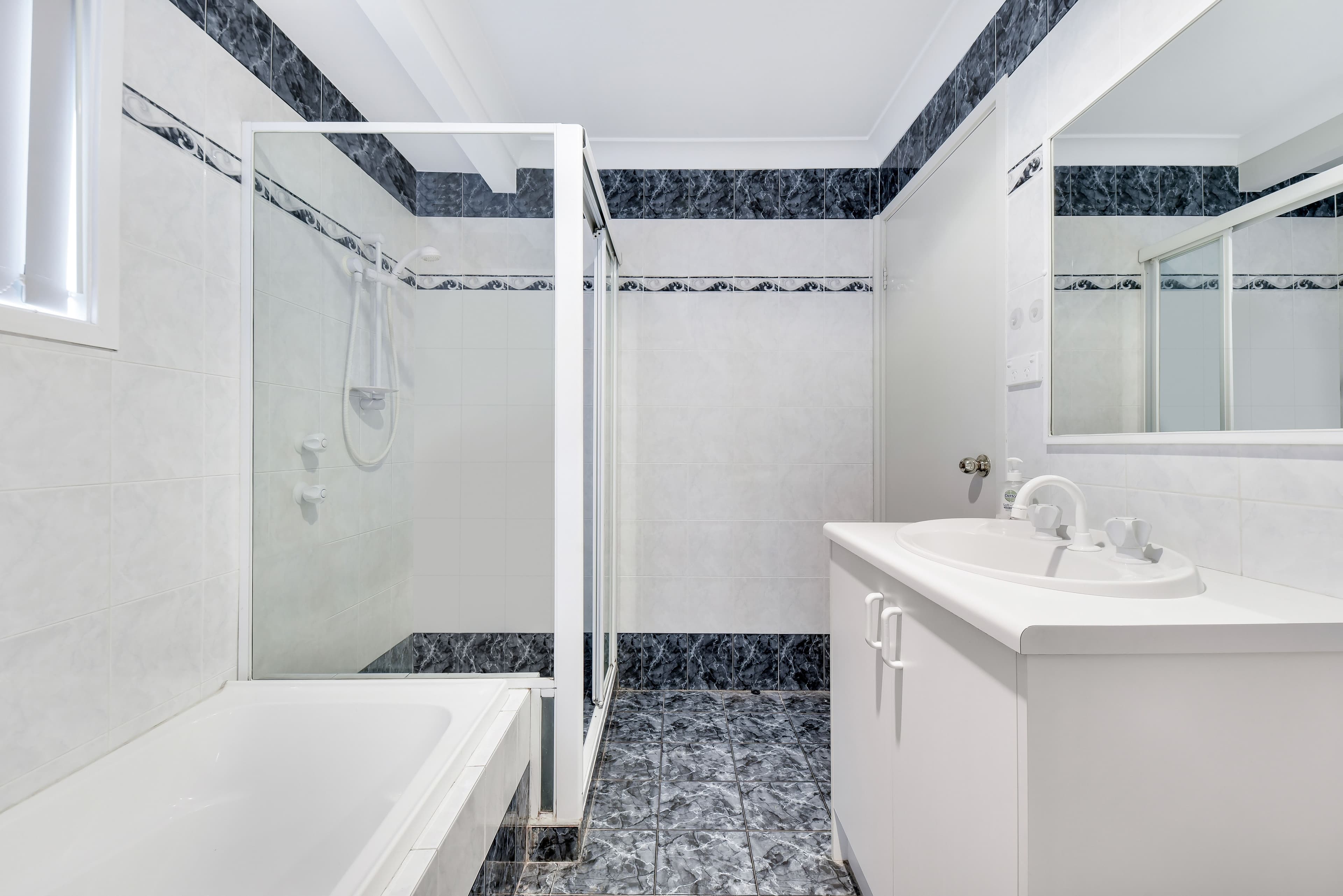 7 Abbeville Close, Prestons NSW 2170, Prestons - Thumbnail 7