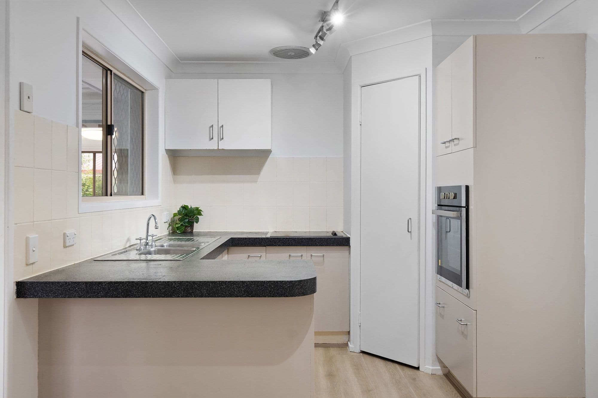 4 Keepit Street, Marsden QLD 4132, Marsden - Thumbnail 7