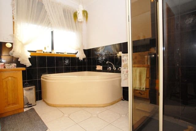 78 Virgillia Drive, HOPPERS CROSSING VIC 3029, Hoppers Crossing - Thumbnail 6