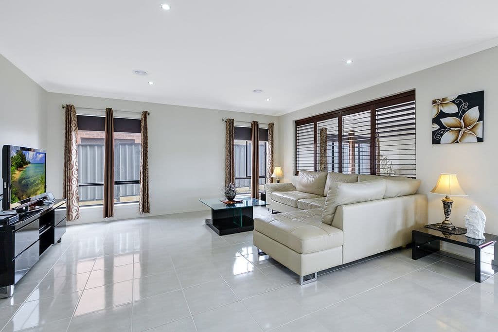 115 Serenity Way, Craigieburn VIC 3064, Craigieburn - Thumbnail 3