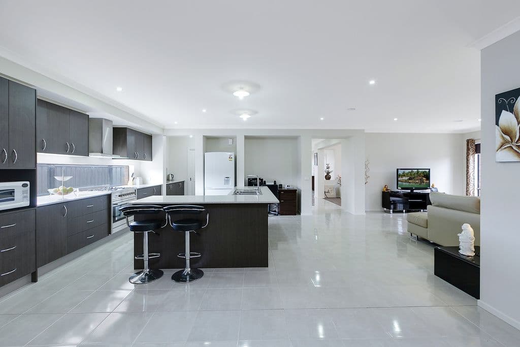 115 Serenity Way, Craigieburn VIC 3064, Craigieburn - Thumbnail 4