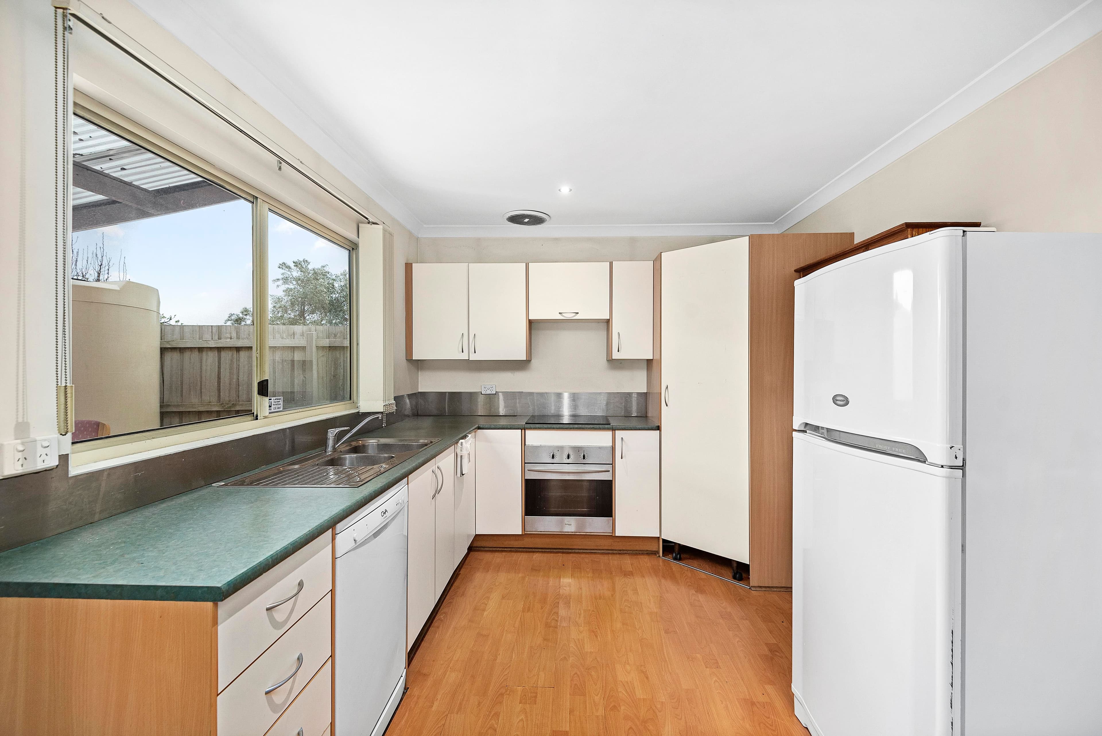 6 Fordham Road, Reservoir VIC 3073, Reservoir - Thumbnail 5