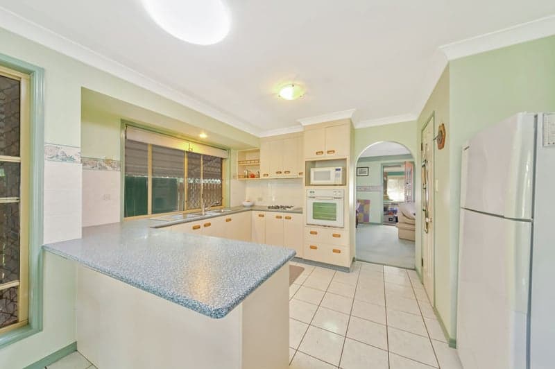 72 Kyeema Crescent, Bald Hills - Thumbnail 2