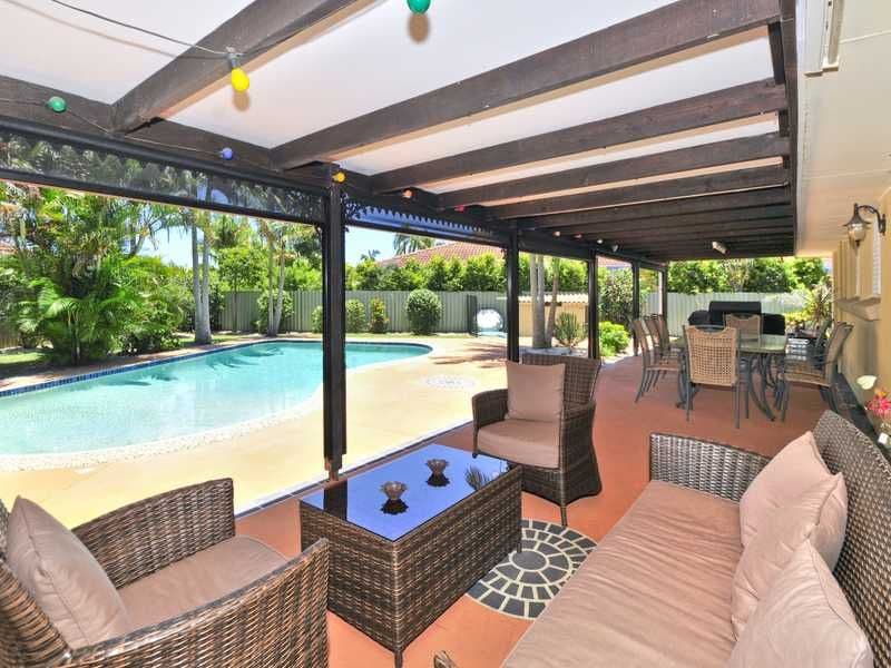11 Cedar Court, PALM BEACH QLD 4221, Palm Beach - Thumbnail 2