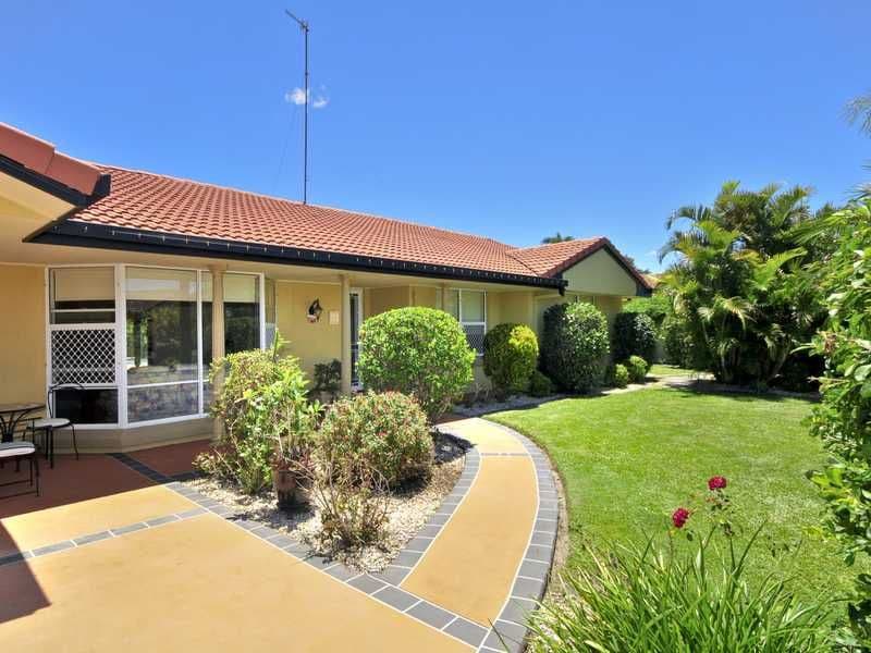 11 Cedar Court, PALM BEACH QLD 4221, Palm Beach - Thumbnail 5