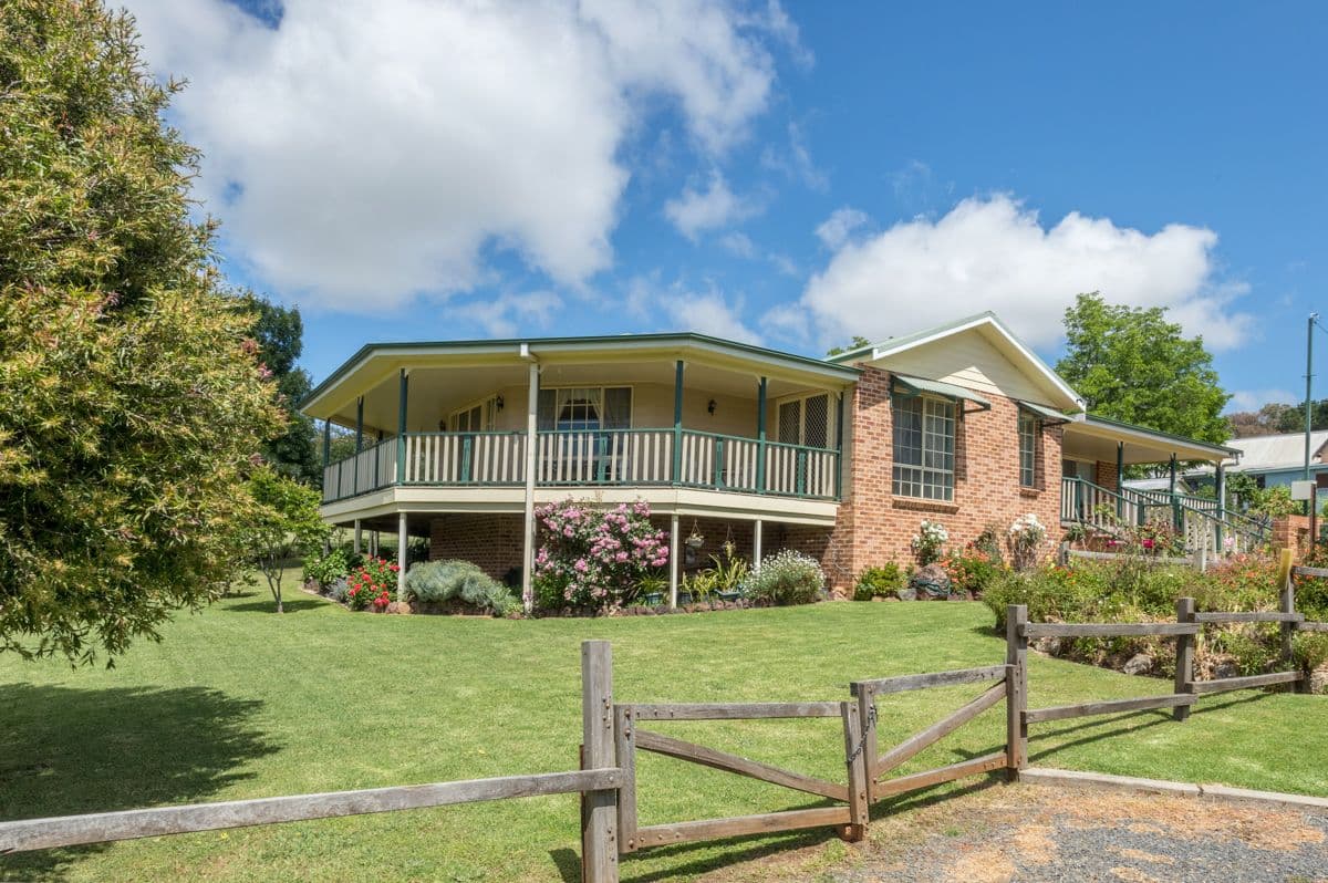 11 Dalton Street, Cargo - Image 1