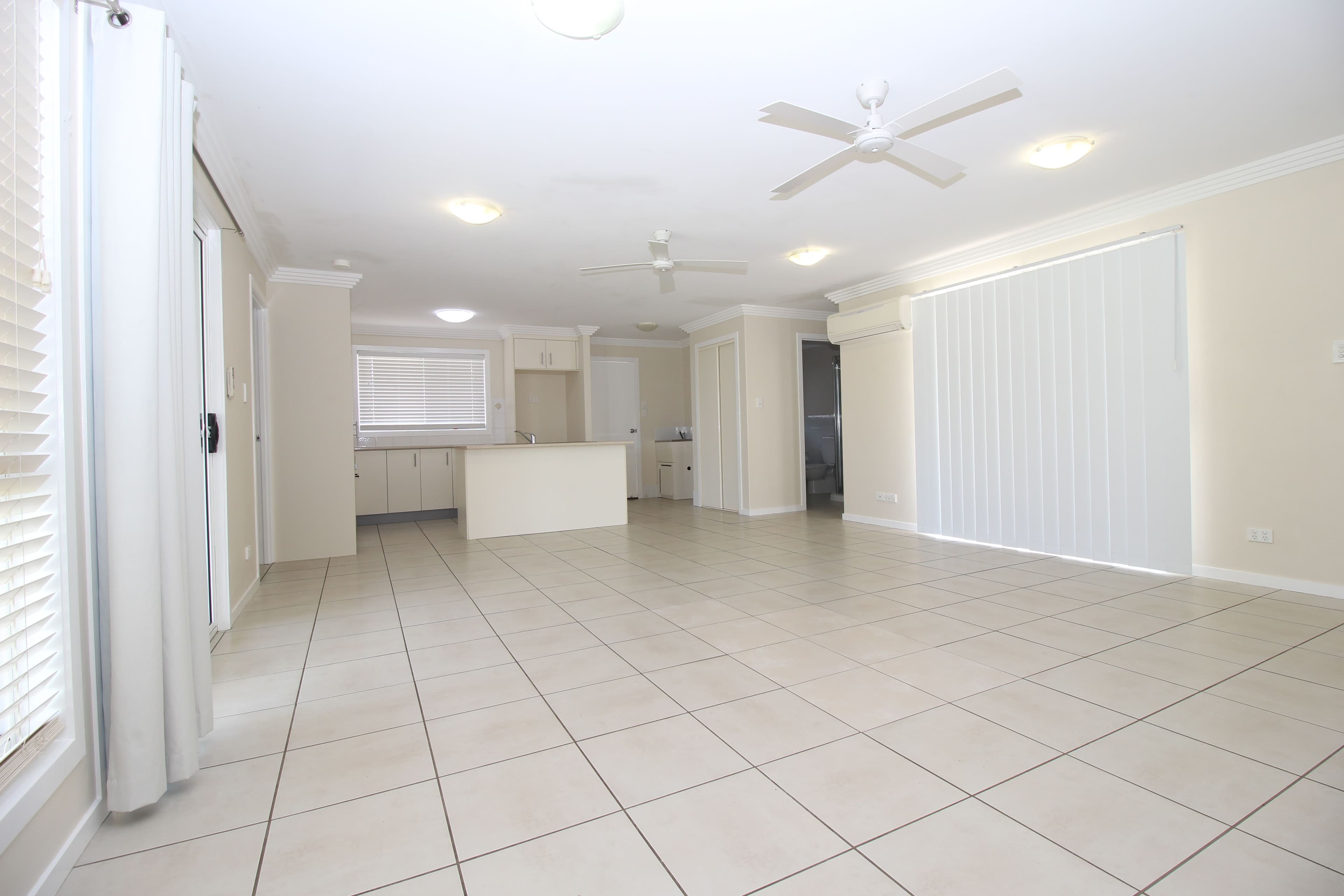 59 Mayfair Drive, Emerald QLD 4720, Emerald - Thumbnail 6