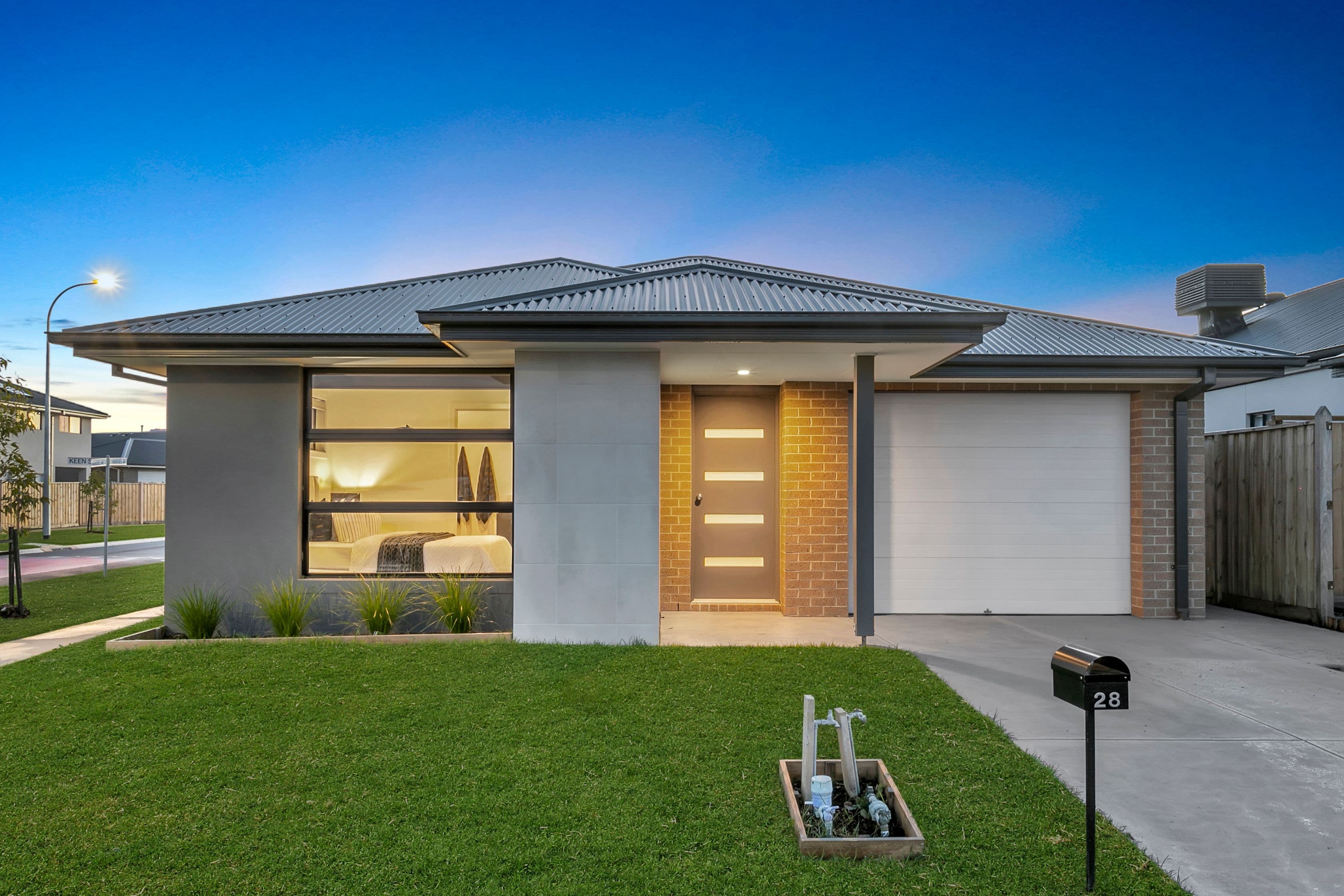 28 Saltmarsh Road, Officer VIC 3809, Officer - Image 1