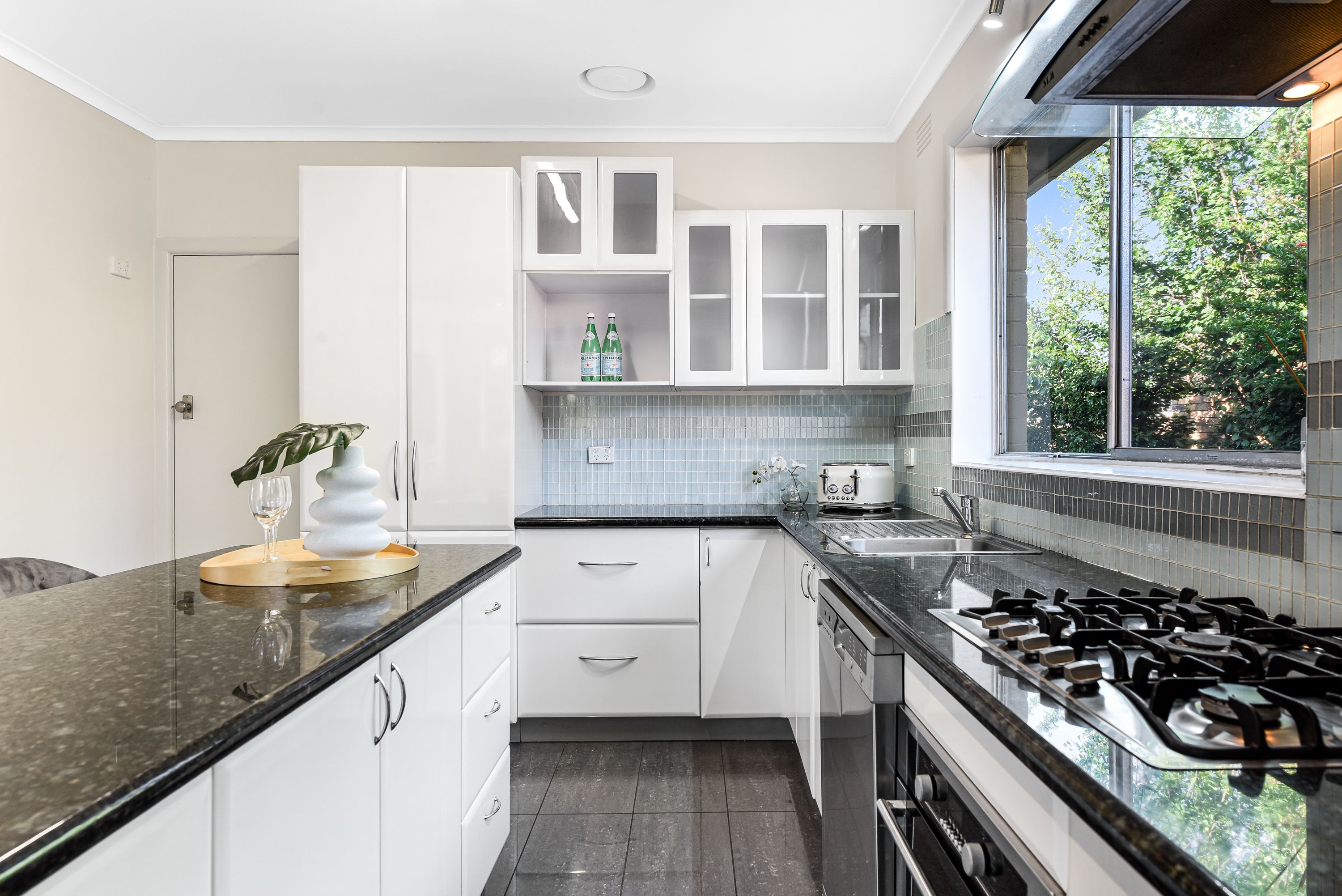 36A Kerrie Road, Glen Waverley VIC 3150, Glen Waverley - Thumbnail 6