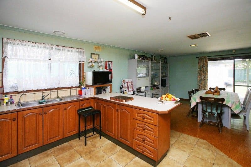 3 Salisbury Court, SYDENHAM VIC 3037, Sydenham - Thumbnail 4